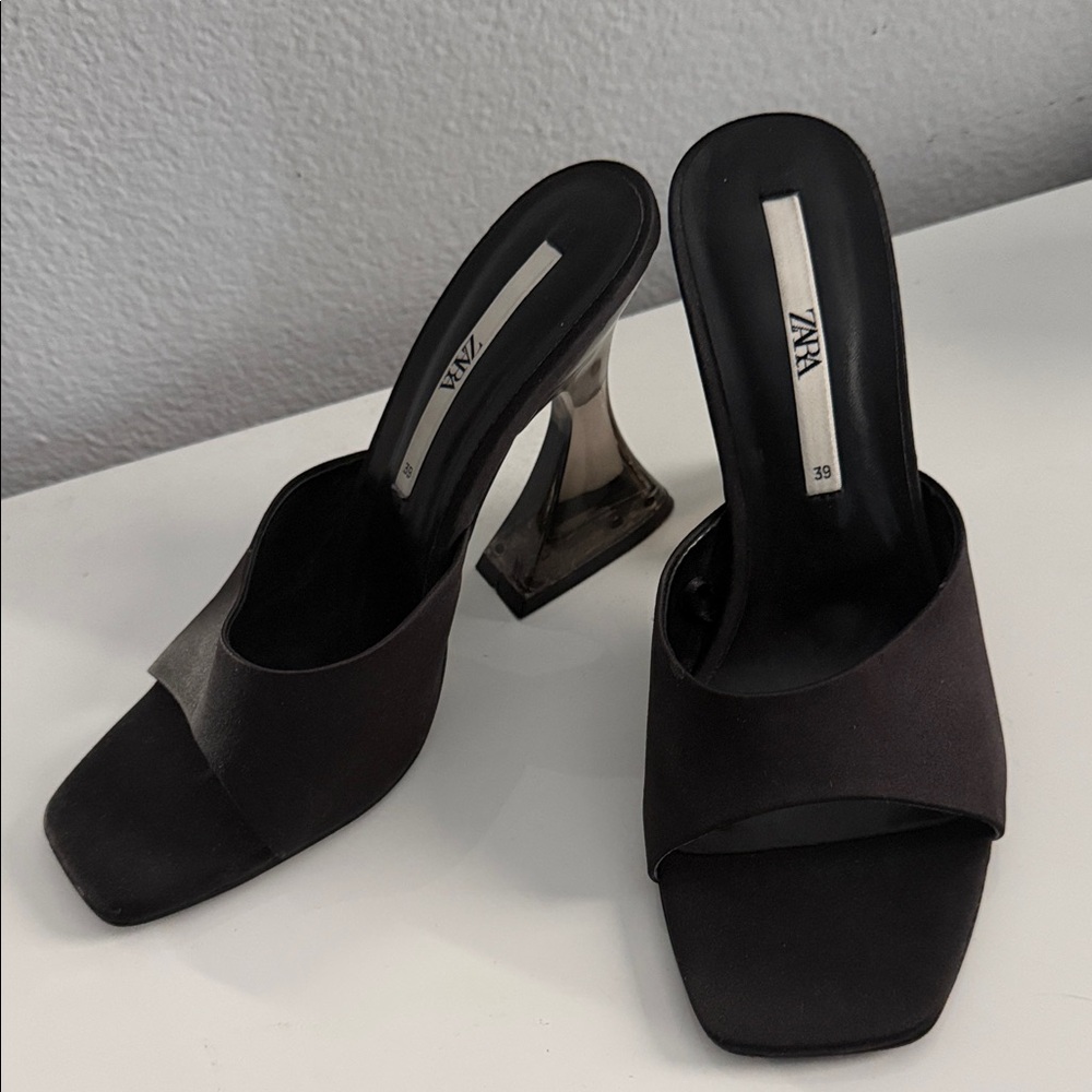 Zara Women's Elegant Black Heels